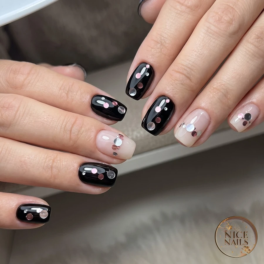 September-inspired nail art ideas